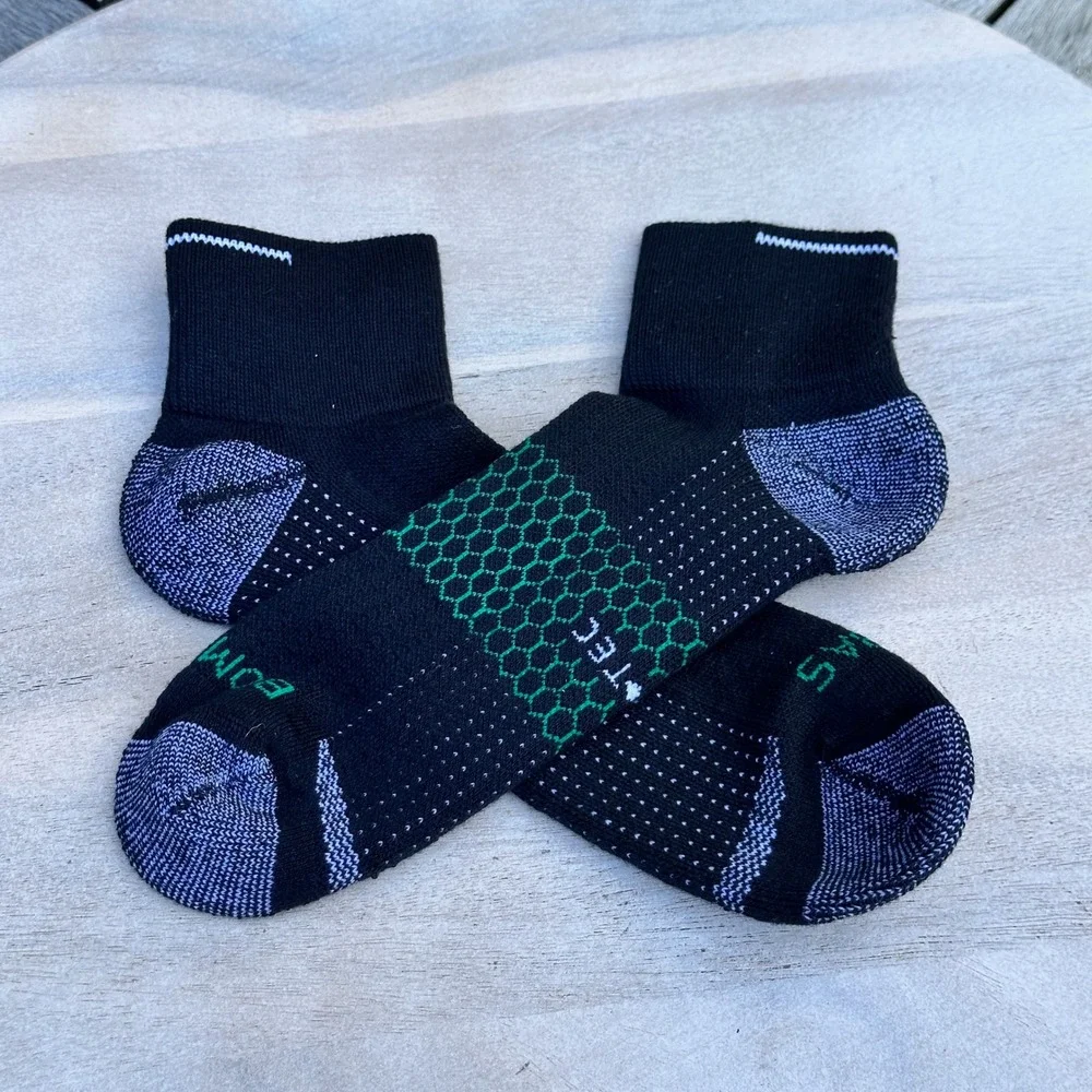 Bombas Performance Golf Hex-Tec Quarter Socks Black XL M 13.5-16 W 13.5-17